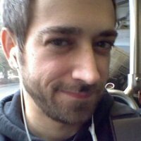 Michael Donahoe - менеджер по связям с общественностью